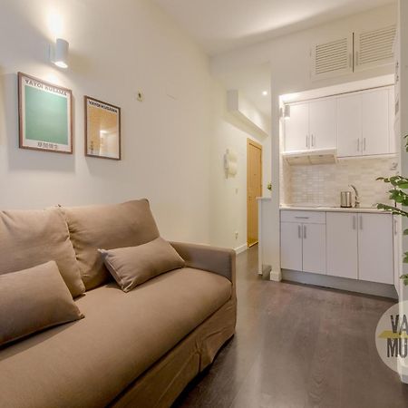 Tiny Apt Para 3Pax En La Plaza De Chueca Madrid Buitenkant foto