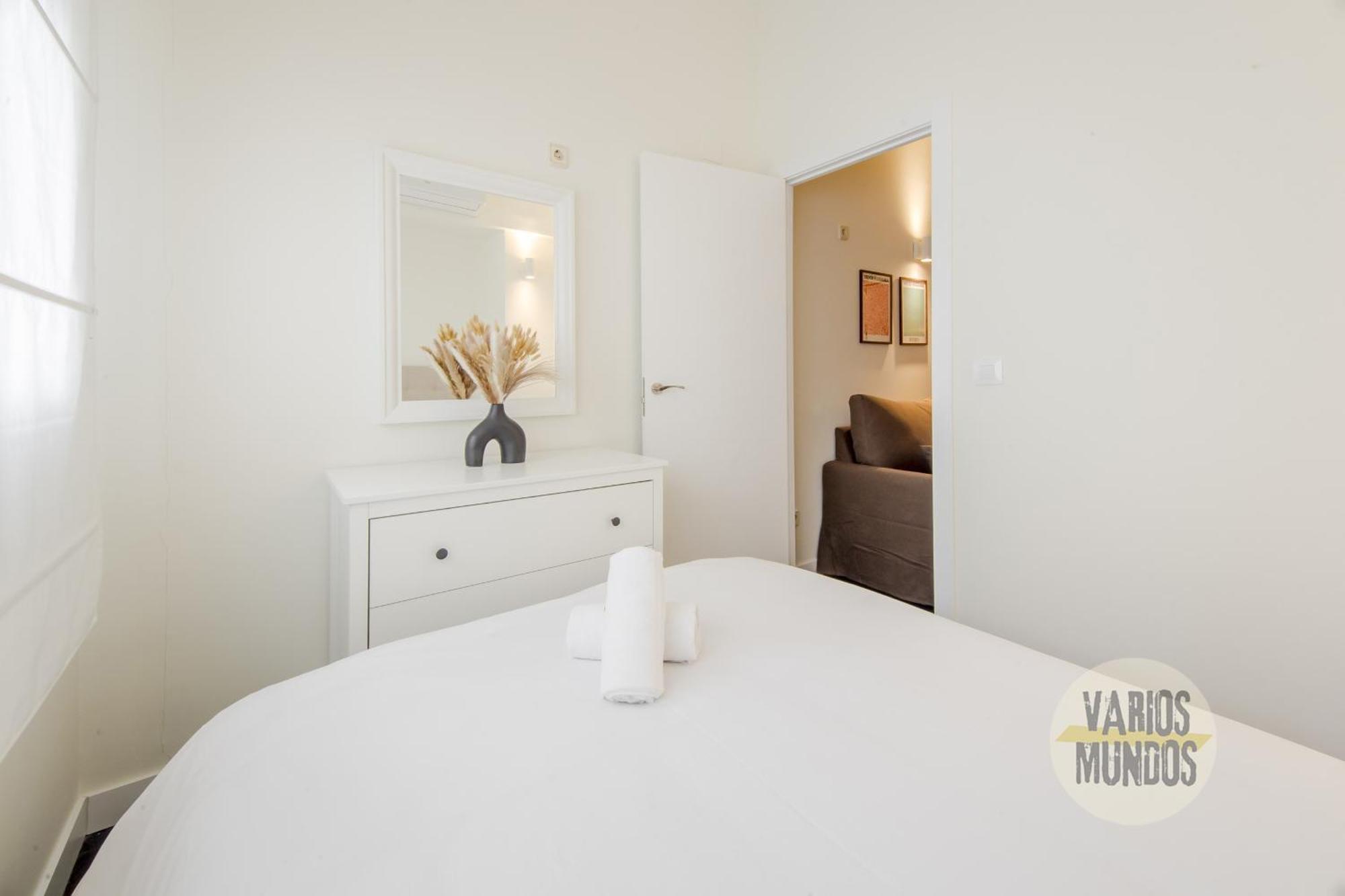 Tiny Apt Para 3Pax En La Plaza De Chueca Madrid Buitenkant foto